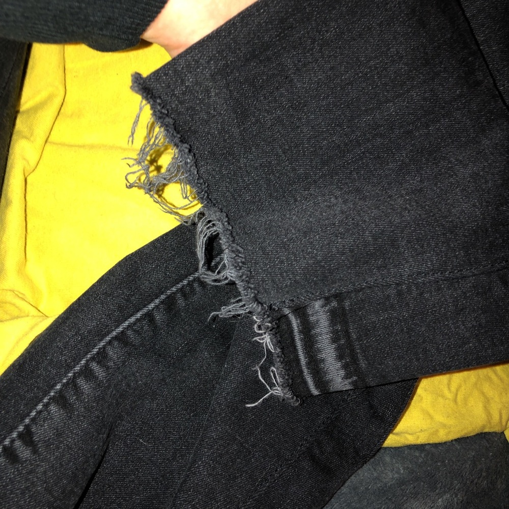 Levi’s - Picture 3 of 3